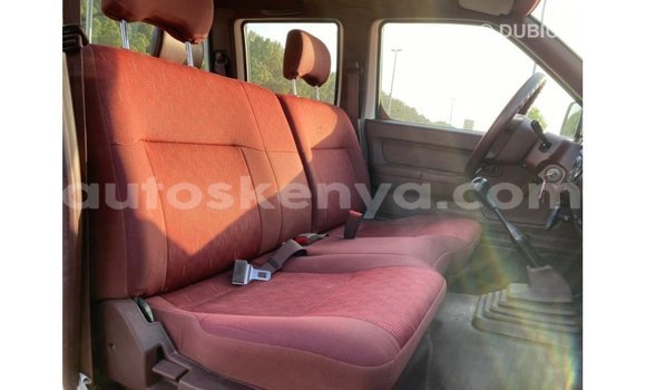 Buy Import Nissan Pickup White Car in Import - Dubai in Central Kenya Buy Import Nissan Pickup White Car in Import - Dubai in Central Kenya