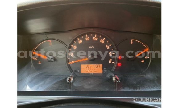 Buy Import Toyota Hiace White Car in Import - Dubai in Central Kenya Buy Import Toyota Hiace White Car in Import - Dubai in Central Kenya