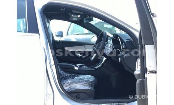 Imported Mercedes‒Benz 200 Other Makiinaa iti Import - Dubai keessatti Central Kenya keessatti Imported Mercedes‒Benz 200 Other Makiinaa iti Import - Dubai keessatti Central Kenya keessatti