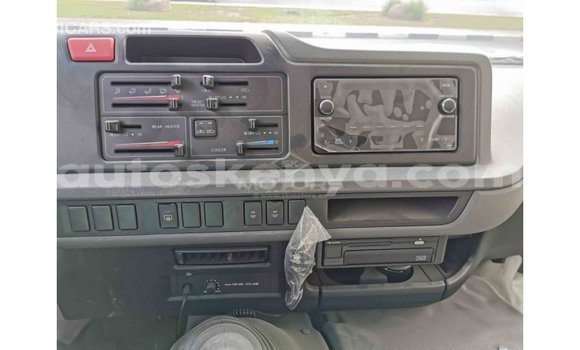 Nunua Imported Toyota Coaster Nyeupe Gari ndani ya Import - Dubai nchini Kati Kenya Nunua Imported Toyota Coaster Nyeupe Gari ndani ya Import - Dubai nchini Kati Kenya