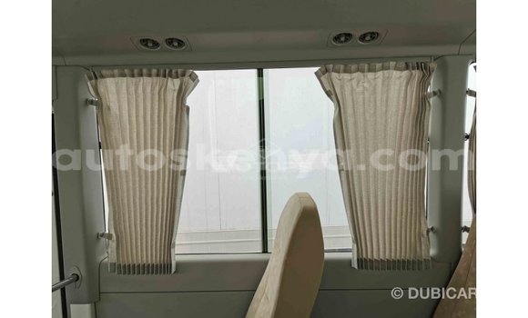 Nunua Imported Toyota Coaster Nyeupe Gari ndani ya Import - Dubai nchini Kati Kenya Nunua Imported Toyota Coaster Nyeupe Gari ndani ya Import - Dubai nchini Kati Kenya