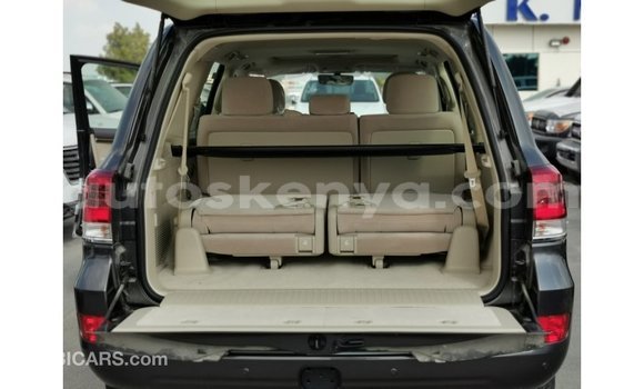 Nunua Imported Toyota Land Cruiser Nyingine Gari ndani ya Import - Dubai nchini Kati Kenya Nunua Imported Toyota Land Cruiser Nyingine Gari ndani ya Import - Dubai nchini Kati Kenya