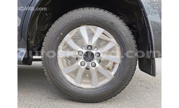Nunua Imported Toyota Land Cruiser Nyingine Gari ndani ya Import - Dubai nchini Kati Kenya Nunua Imported Toyota Land Cruiser Nyingine Gari ndani ya Import - Dubai nchini Kati Kenya