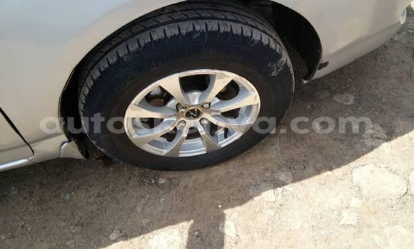 Nunua Ilio tumika Toyota Corolla Fedha Gari ndani ya Nairobi nchini Nairobi Nunua Ilio tumika Toyota Corolla Fedha Gari ndani ya Nairobi nchini Nairobi