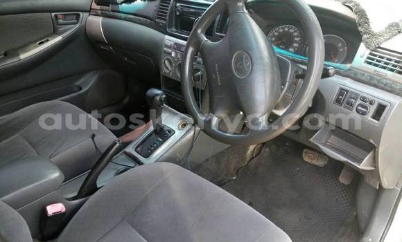 Nunua Ilio tumika Toyota Corolla Fedha Gari ndani ya Nairobi nchini Nairobi Nunua Ilio tumika Toyota Corolla Fedha Gari ndani ya Nairobi nchini Nairobi