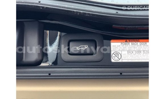 Nunua Imported Toyota Land Cruiser Nyeusi Gari ndani ya Import - Dubai nchini Kati Kenya Nunua Imported Toyota Land Cruiser Nyeusi Gari ndani ya Import - Dubai nchini Kati Kenya