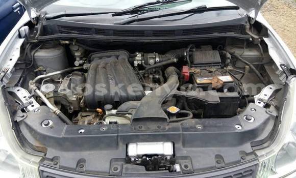 Nunua Ilio tumika Nissan Wingroad Fedha Gari ndani ya Nairobi nchini Nairobi Nunua Ilio tumika Nissan Wingroad Fedha Gari ndani ya Nairobi nchini Nairobi