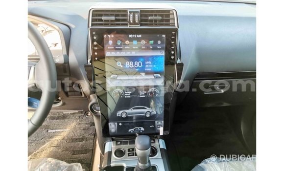 Nunua Imported Toyota Prado Nyeusi Gari ndani ya Import - Dubai nchini Kati Kenya Nunua Imported Toyota Prado Nyeusi Gari ndani ya Import - Dubai nchini Kati Kenya
