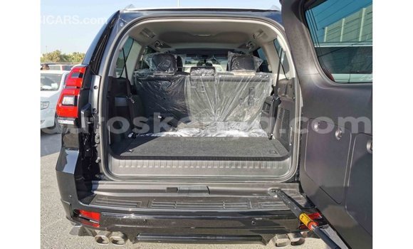 Nunua Imported Toyota Prado Nyeusi Gari ndani ya Import - Dubai nchini Kati Kenya Nunua Imported Toyota Prado Nyeusi Gari ndani ya Import - Dubai nchini Kati Kenya