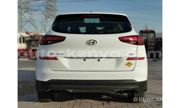 Imported Hyundai Tucson White Makiinaa iti Import - Dubai keessatti Central Kenya keessatti Imported Hyundai Tucson White Makiinaa iti Import - Dubai keessatti Central Kenya keessatti