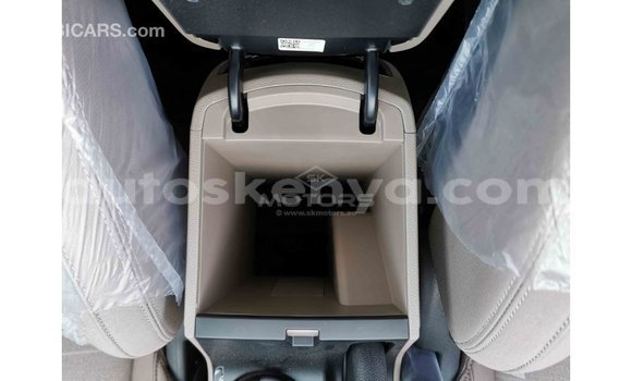 Imported Hyundai Tucson White Makiinaa iti Import - Dubai keessatti Central Kenya keessatti Imported Hyundai Tucson White Makiinaa iti Import - Dubai keessatti Central Kenya keessatti