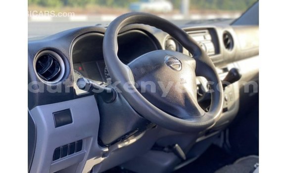 Nunua Imported Nissan Urvan Nyeupe Gari ndani ya Import - Dubai nchini Kati Kenya Nunua Imported Nissan Urvan Nyeupe Gari ndani ya Import - Dubai nchini Kati Kenya