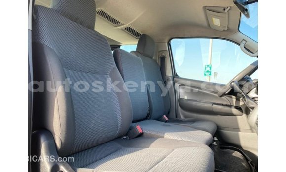 Nunua Imported Nissan Urvan Nyeupe Gari ndani ya Import - Dubai nchini Kati Kenya Nunua Imported Nissan Urvan Nyeupe Gari ndani ya Import - Dubai nchini Kati Kenya