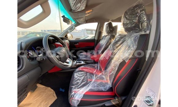 Buy Import Toyota Fortuner White Car in Import - Dubai in Central Kenya Buy Import Toyota Fortuner White Car in Import - Dubai in Central Kenya