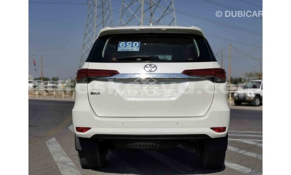 Buy Import Toyota Fortuner White Car in Import - Dubai in Central Kenya Buy Import Toyota Fortuner White Car in Import - Dubai in Central Kenya