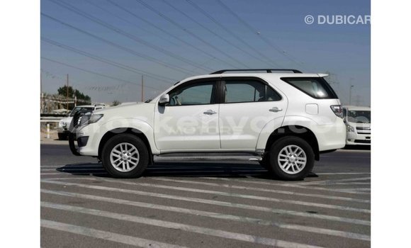 Buy Import Toyota Fortuner White Car in Import - Dubai in Central Kenya Buy Import Toyota Fortuner White Car in Import - Dubai in Central Kenya