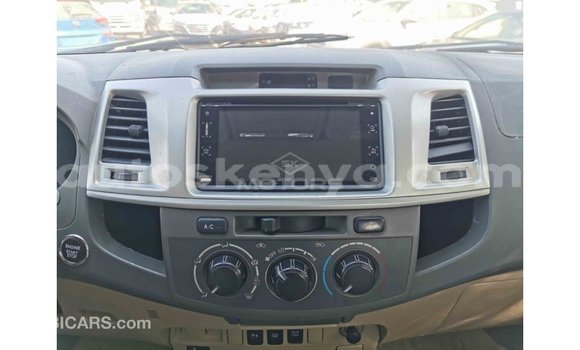 Buy Import Toyota Fortuner White Car in Import - Dubai in Central Kenya Buy Import Toyota Fortuner White Car in Import - Dubai in Central Kenya