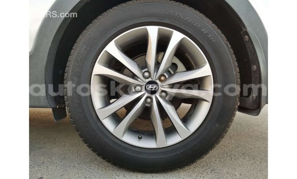 Imported Hyundai Santa Fe Other Makiinaa iti Import - Dubai keessatti Central Kenya keessatti Imported Hyundai Santa Fe Other Makiinaa iti Import - Dubai keessatti Central Kenya keessatti