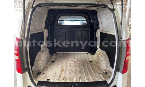 Nunua Imported Hyundai Chorus Nyeupe Lori ndani ya Import - Dubai nchini Kati Kenya Nunua Imported Hyundai Chorus Nyeupe Lori ndani ya Import - Dubai nchini Kati Kenya