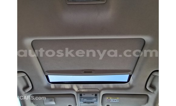 Nunua Imported Toyota Land Cruiser Nyeusi Gari ndani ya Import - Dubai nchini Kati Kenya Nunua Imported Toyota Land Cruiser Nyeusi Gari ndani ya Import - Dubai nchini Kati Kenya