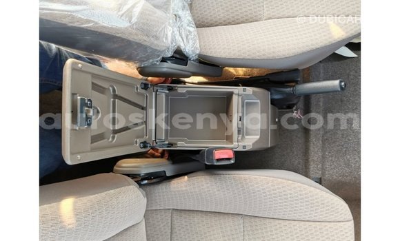 Nunua Imported Toyota Land Cruiser Nyeupe Gari ndani ya Import - Dubai nchini Kati Kenya Nunua Imported Toyota Land Cruiser Nyeupe Gari ndani ya Import - Dubai nchini Kati Kenya
