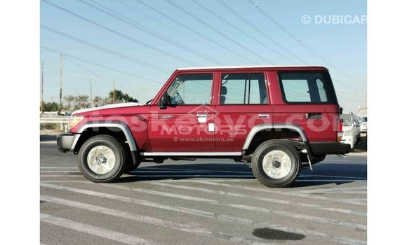 Imported Toyota Land Cruiser Red Makiinaa iti Import - Dubai keessatti Central Kenya keessatti Imported Toyota Land Cruiser Red Makiinaa iti Import - Dubai keessatti Central Kenya keessatti