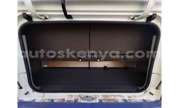 Nunua Imported Toyota Coaster Nyeupe Gari ndani ya Import - Dubai nchini Kati Kenya Nunua Imported Toyota Coaster Nyeupe Gari ndani ya Import - Dubai nchini Kati Kenya