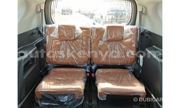 Nunua Imported Toyota Prado Nyeupe Gari ndani ya Import - Dubai nchini Kati Kenya Nunua Imported Toyota Prado Nyeupe Gari ndani ya Import - Dubai nchini Kati Kenya