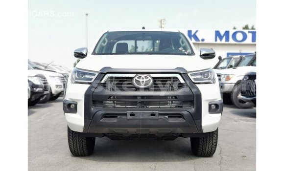 Buy Import Toyota Hilux White Car in Import - Dubai in Central Kenya Buy Import Toyota Hilux White Car in Import - Dubai in Central Kenya