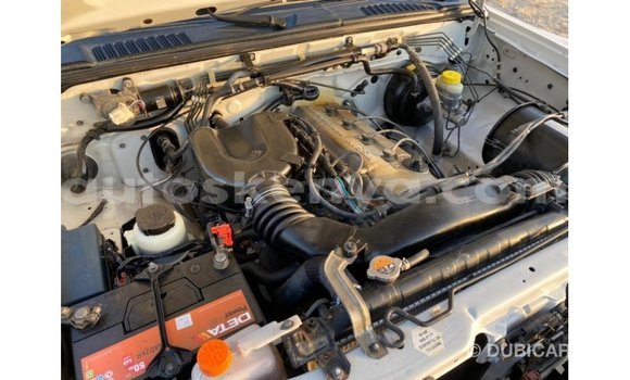 Buy Import Nissan Pickup White Car in Import - Dubai in Central Kenya Buy Import Nissan Pickup White Car in Import - Dubai in Central Kenya