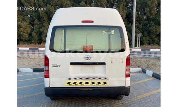 Buy Import Toyota Hiace White Car in Import - Dubai in Central Kenya Buy Import Toyota Hiace White Car in Import - Dubai in Central Kenya