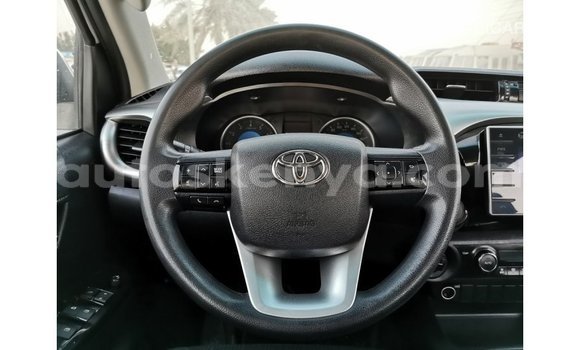 Nunua Imported Toyota Hilux Nyeupe Gari ndani ya Import - Dubai nchini Kati Kenya Nunua Imported Toyota Hilux Nyeupe Gari ndani ya Import - Dubai nchini Kati Kenya