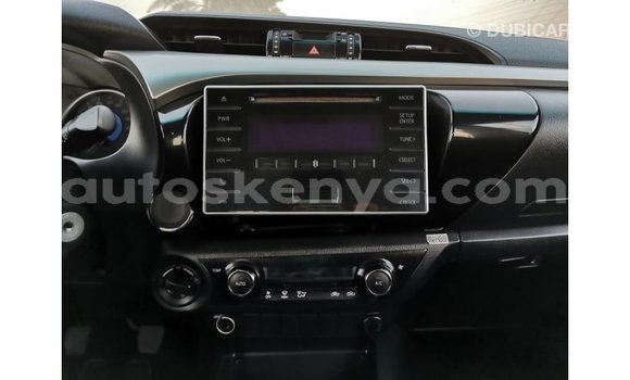 Nunua Imported Toyota Hilux Nyeupe Gari ndani ya Import - Dubai nchini Kati Kenya Nunua Imported Toyota Hilux Nyeupe Gari ndani ya Import - Dubai nchini Kati Kenya