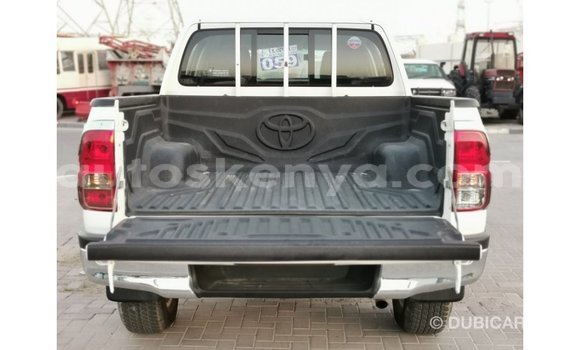Nunua Imported Toyota Hilux Nyeupe Gari ndani ya Import - Dubai nchini Kati Kenya Nunua Imported Toyota Hilux Nyeupe Gari ndani ya Import - Dubai nchini Kati Kenya