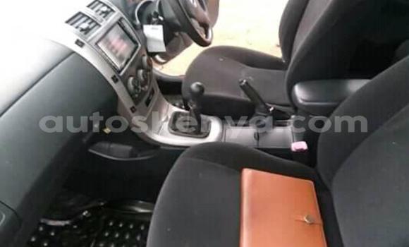 Oofamaa Toyota Fielder White Makiinaa iti Nairobi keessatti Nairobi keessatti Oofamaa Toyota Fielder White Makiinaa iti Nairobi keessatti Nairobi keessatti