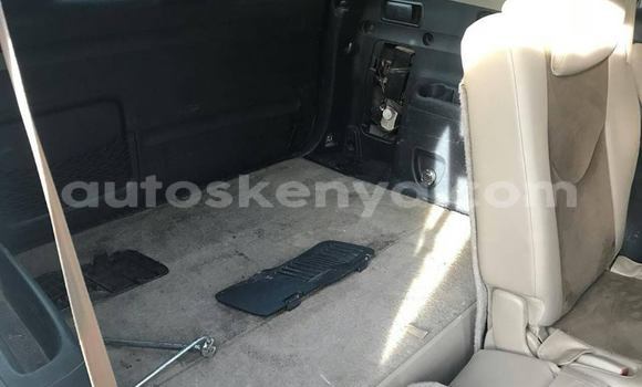 Oofamaa Toyota Vanguard White Makiinaa iti Nairobi keessatti Nairobi keessatti Oofamaa Toyota Vanguard White Makiinaa iti Nairobi keessatti Nairobi keessatti