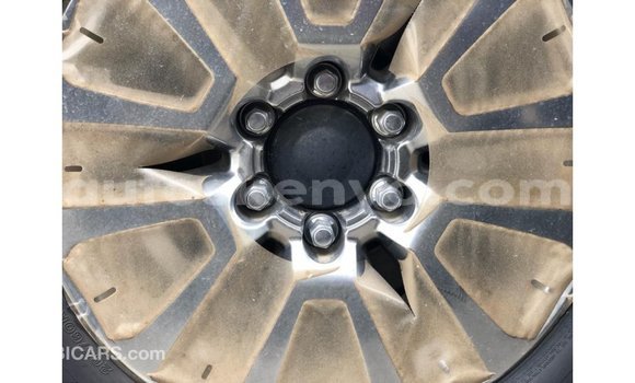 Nunua Imported Toyota Prado Bluu Gari ndani ya Import - Dubai nchini Kati Kenya Nunua Imported Toyota Prado Bluu Gari ndani ya Import - Dubai nchini Kati Kenya