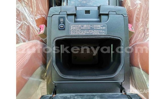 Imported Toyota Land Cruiser Black Makiinaa iti Import - Dubai keessatti Central Kenya keessatti Imported Toyota Land Cruiser Black Makiinaa iti Import - Dubai keessatti Central Kenya keessatti