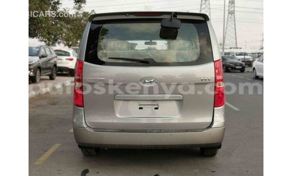 Nunua Imported Hyundai Chorus Nyingine Lori ndani ya Import - Dubai nchini Kati Kenya Nunua Imported Hyundai Chorus Nyingine Lori ndani ya Import - Dubai nchini Kati Kenya