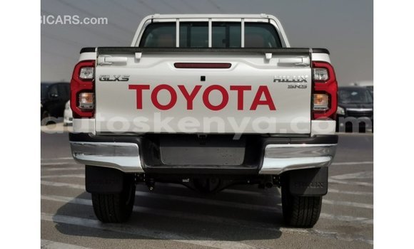 Buy Import Toyota Hilux White Car in Import - Dubai in Central Kenya Buy Import Toyota Hilux White Car in Import - Dubai in Central Kenya