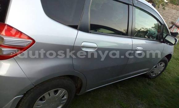 Oofamaa Honda Fit Silver Makiinaa iti Nairobi keessatti Nairobi keessatti Oofamaa Honda Fit Silver Makiinaa iti Nairobi keessatti Nairobi keessatti