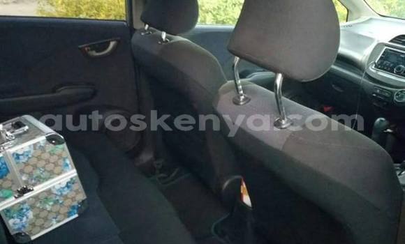 Oofamaa Honda Fit Silver Makiinaa iti Nairobi keessatti Nairobi keessatti Oofamaa Honda Fit Silver Makiinaa iti Nairobi keessatti Nairobi keessatti