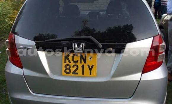 Oofamaa Honda Fit Silver Makiinaa iti Nairobi keessatti Nairobi keessatti Oofamaa Honda Fit Silver Makiinaa iti Nairobi keessatti Nairobi keessatti