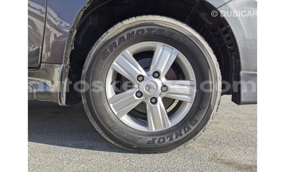 Nunua Imported Toyota Land Cruiser Nyingine Gari ndani ya Import - Dubai nchini Kati Kenya Nunua Imported Toyota Land Cruiser Nyingine Gari ndani ya Import - Dubai nchini Kati Kenya