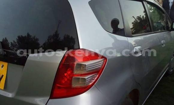 Oofamaa Honda Fit Silver Makiinaa iti Nairobi keessatti Nairobi keessatti Oofamaa Honda Fit Silver Makiinaa iti Nairobi keessatti Nairobi keessatti