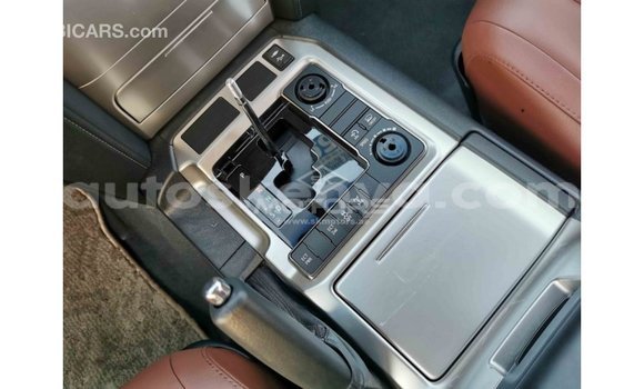 Imported Toyota Land Cruiser Other Makiinaa iti Import - Dubai keessatti Central Kenya keessatti Imported Toyota Land Cruiser Other Makiinaa iti Import - Dubai keessatti Central Kenya keessatti