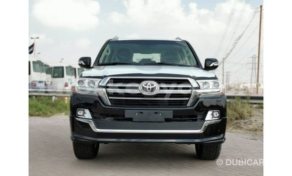 Nunua Imported Toyota Land Cruiser Nyeusi Gari ndani ya Import - Dubai nchini Kati Kenya Nunua Imported Toyota Land Cruiser Nyeusi Gari ndani ya Import - Dubai nchini Kati Kenya