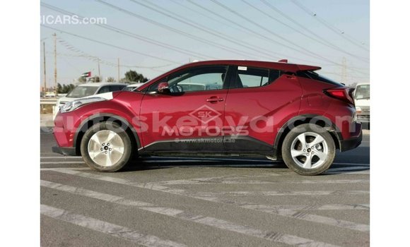 Nunua Imported Toyota C-HR Nyekundu Gari ndani ya Import - Dubai nchini Kati Kenya Nunua Imported Toyota C-HR Nyekundu Gari ndani ya Import - Dubai nchini Kati Kenya
