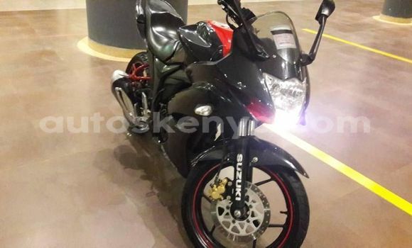 Oofamaa Suzuki GSX Black Doqdoqqee iti Nairobi keessatti Nairobi keessatti