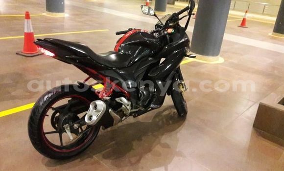 Oofamaa Suzuki GSX Black Doqdoqqee iti Nairobi keessatti Nairobi keessatti Oofamaa Suzuki GSX Black Doqdoqqee iti Nairobi keessatti Nairobi keessatti
